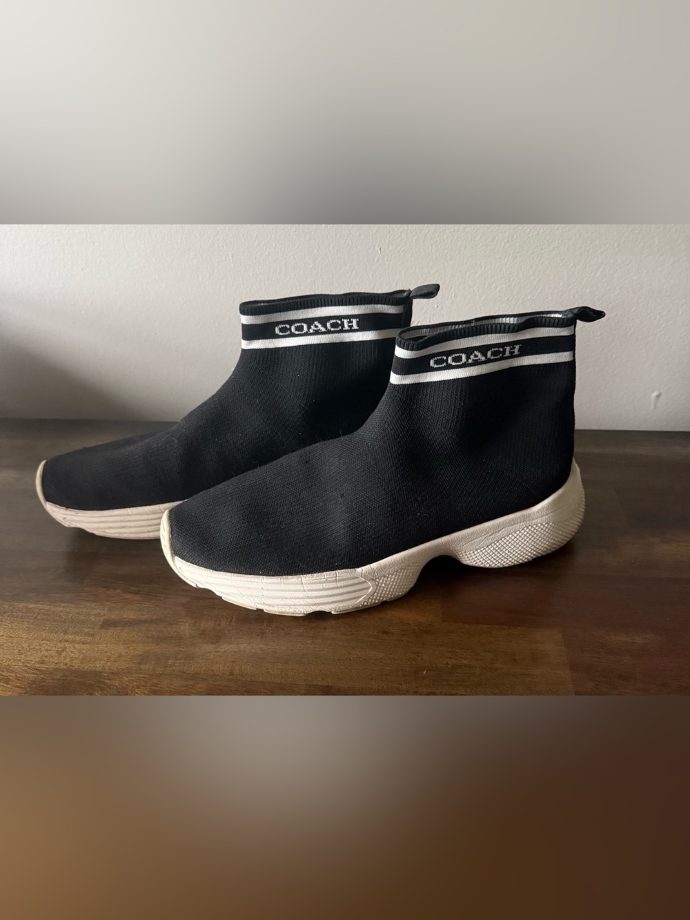 Coach FG4264 Black & White Knit Sock Sneakers Platform Ankle Boots Women’s 11B